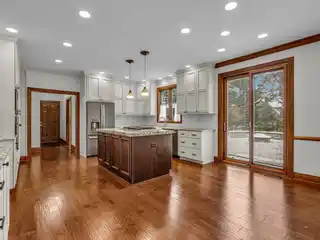 Elegant Claridge Farms Home