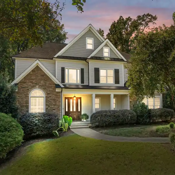 TIMELESS ELEGANCE MEETS MODERN GRANDEUR IN SANCTUARY ESTATE