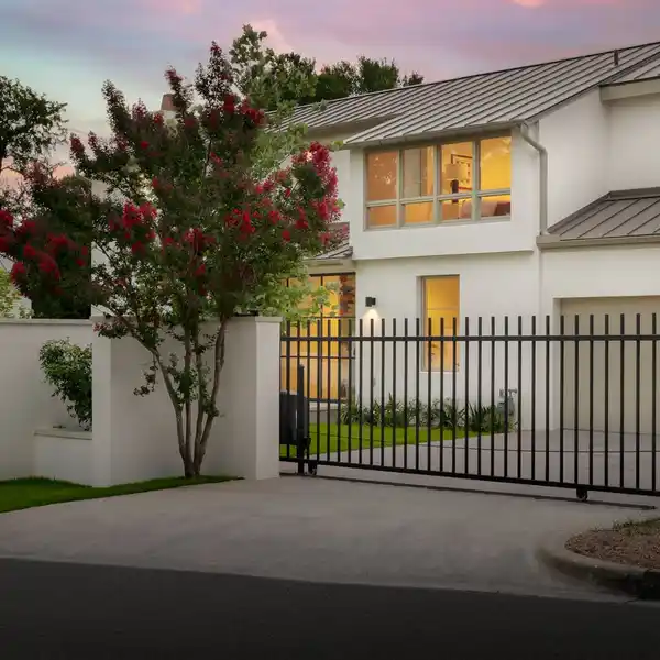THOUGHTFULLY REIMAGINED LUXURY