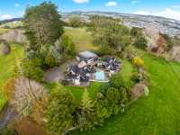 LIFESTYLE PROPERTY WITH AMAZING POTENTIAL
