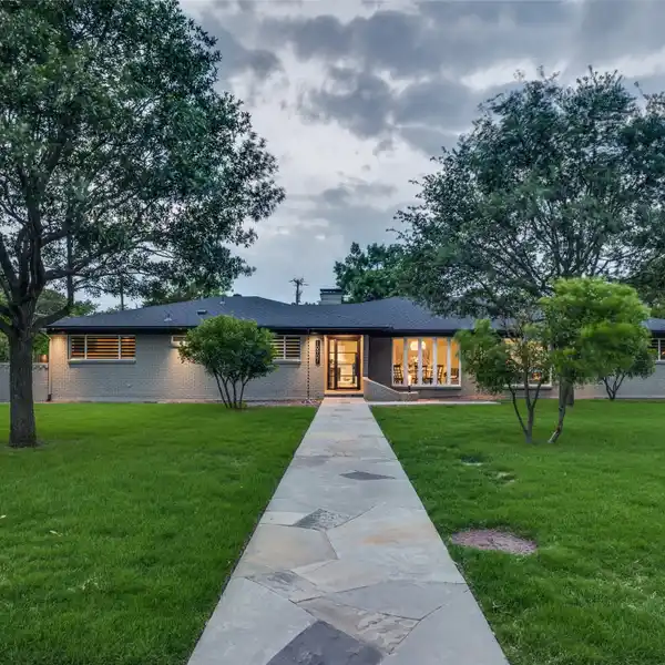 CHARM AND ELEGANCE IN AN ENCHANTING NEIGHBORHOOD