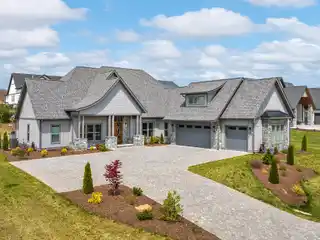 High-end One-level Home That Has It All