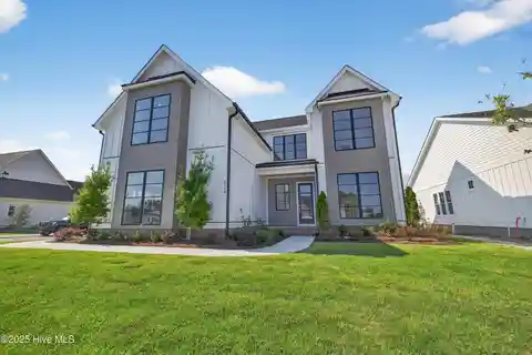 New Home Offering Cozy Living