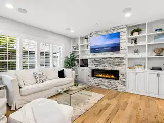Sleek Townhome-style Condo