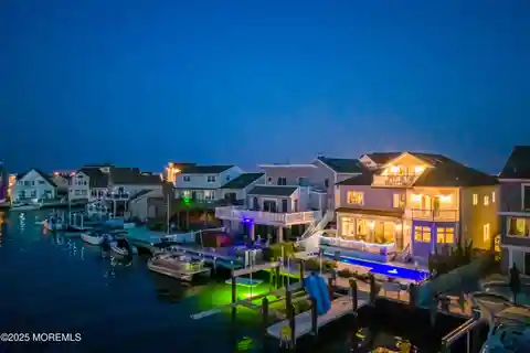 Ultimate Waterfront Perfection in Baywood