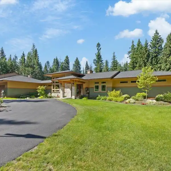 ARCHITECT'S DREAM HOME
