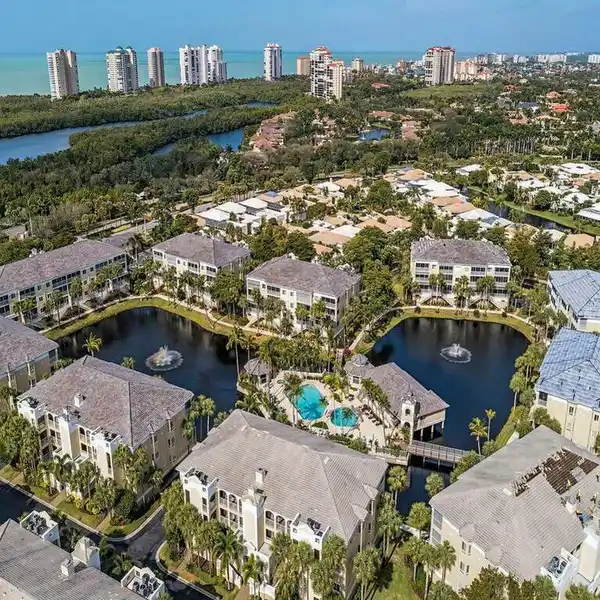 WONDERFULLY RENOVATED RESIDENCE WITH BEAUTIFUL LAKE AND SUNSET VIEWS