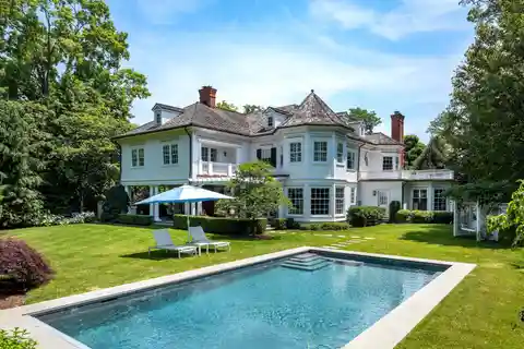 Stunning Colonial on Manicured Property