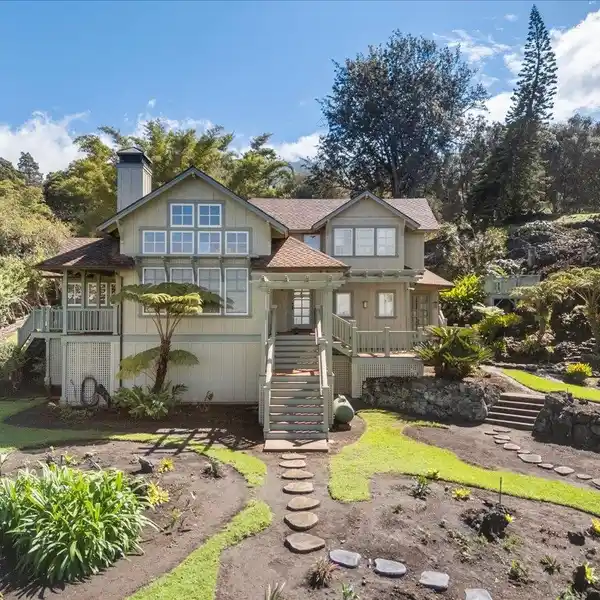 QUALITY AND CHARACTER IN KEOKEA