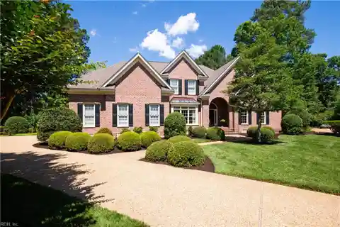 Immaculate All-Brick Home in Governor's Land