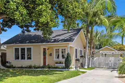 Charming Historic Home Near San Juan Mission
