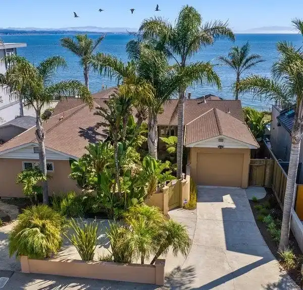 OCEANFRONT GEM IN SOUGHT-AFTER NEIGHBORHOOD