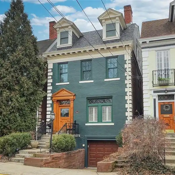 SHADYSIDE STATELY BRICK VICTORIAN