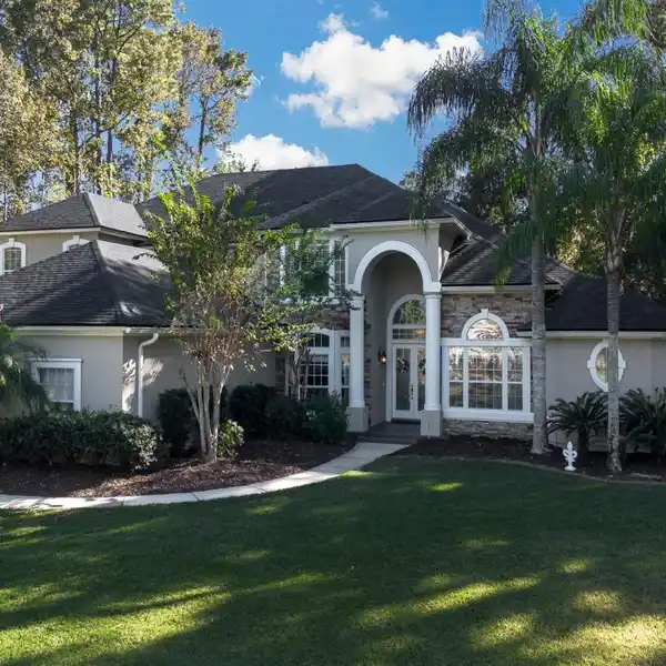 LUXURY EXECUTIVE HOME IN FLEMING ISLAND