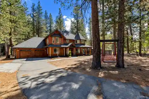 Rare Riverfront Retreat in Christmas Valley