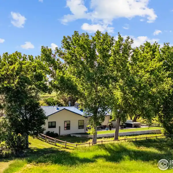 MODERN COUNTRY LIVING ON 40 SCENIC ACRES