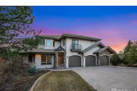 Unparalleled Lakefront Living
