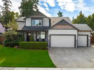 Elegant Bothell Home with Spa Bath, Guest Suite & Entertainer’s Yard