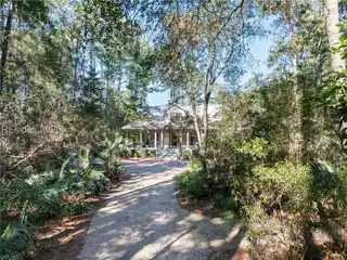 Custom Home Blending Seamlessly with Its Natural Surroundings