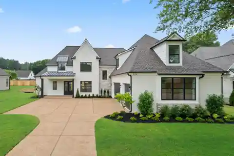 New Construction in an Exclusive Enclave