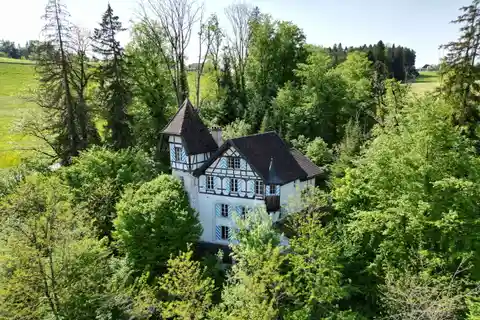 Exclusive Living with Historical Charm