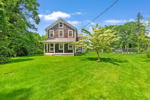 Turn of Century Farmhouse for Rent in Bridgehampton North