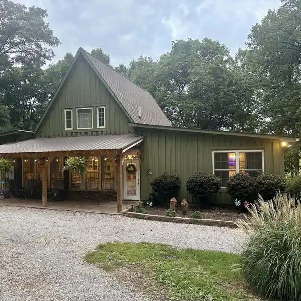 CHEROKEE LAKEFRONT RETREAT WITH PRIVATE DOCK