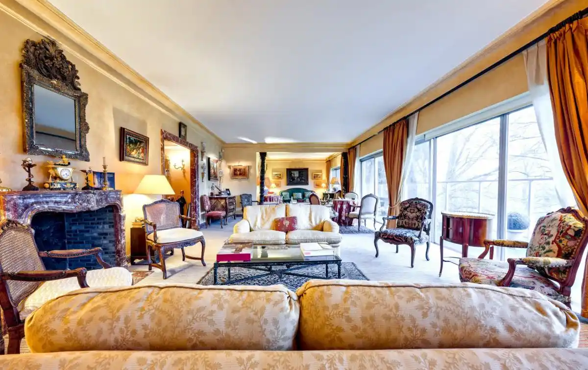Penthouse Flat with Beautiful Surroundings