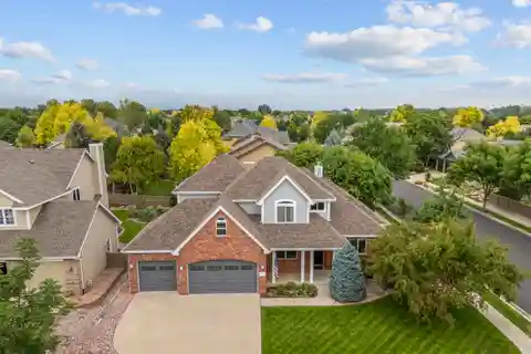 Fossil Lake Beauty with Vaulted Ceilings