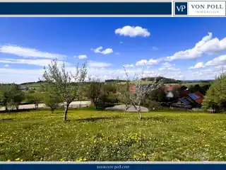 Expansive Equestrian Property