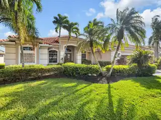 Perfect Sandpiper Model on Cerromar Drive