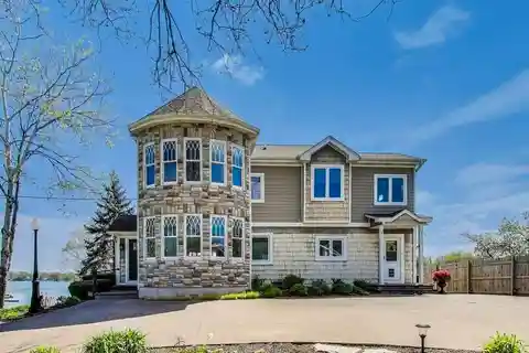Classic Charm with Modern Beauty on Channel Lake