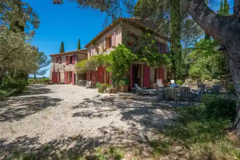 Gorgeous Home with Guest House