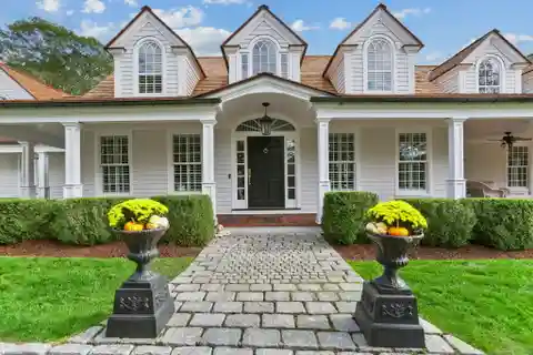 Distinguished Cape Residence