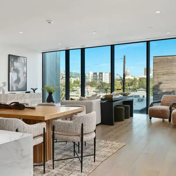 AN UNRIVALED AUSTIN LIFESTYLE AT THE COLORFIELD