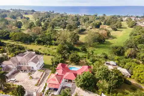 Captivating Property Moments from Runaway Bay