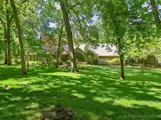 Tranquil Tulsa Retreat on Two Private Acres