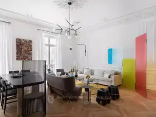 Meticulously Renovated Apartment in a Mid-19th Century Building