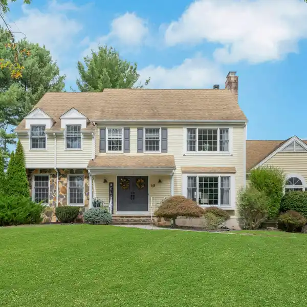 PRIMARY SUITE SANCTUARY WITH FIREPLACE AND SPA BATH