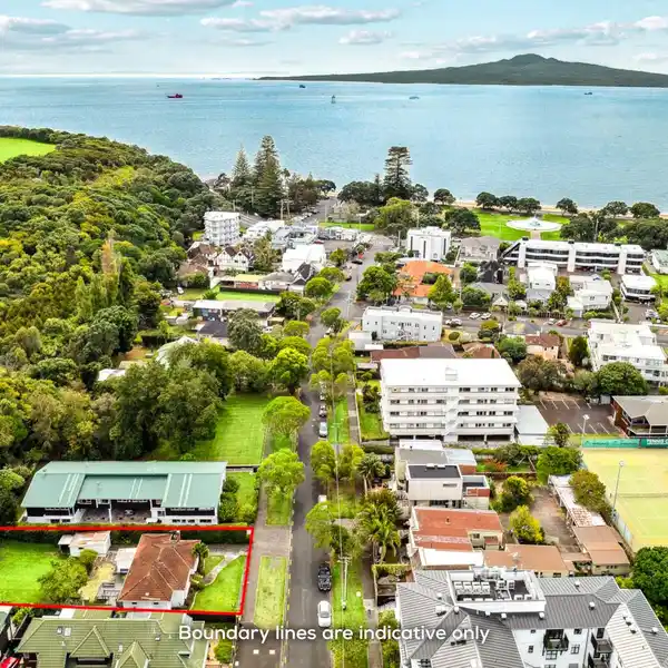 FANTASTIC OPPORTUNITY IN MISSION BAY