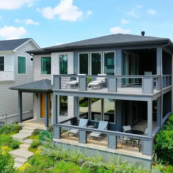 STYLISH OPEN CONCEPT LIVING WITH LUXE DETAILS