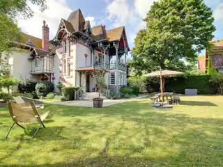 Superb Seaside Villa