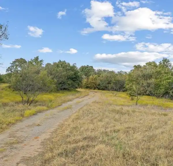 EXCEPTIONAL 237-ACRE RANCH