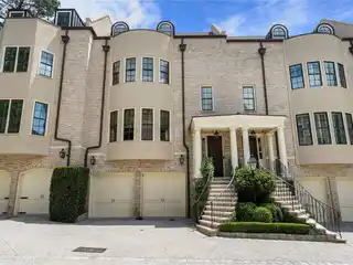 Spacious and Elegant Townhome