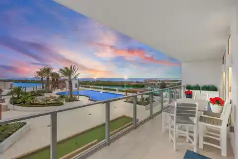 Elegant Waterfront Home in Marina Point