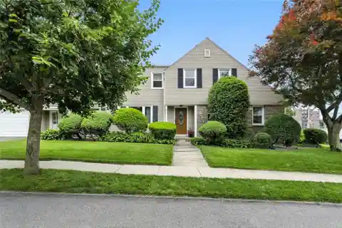 Beautifully Maintained Colonial Home