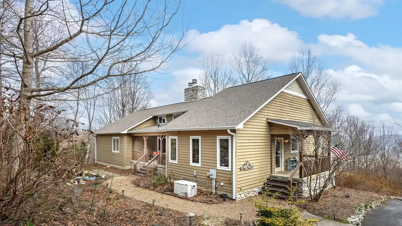 Your Luxurious Mountain Retreat