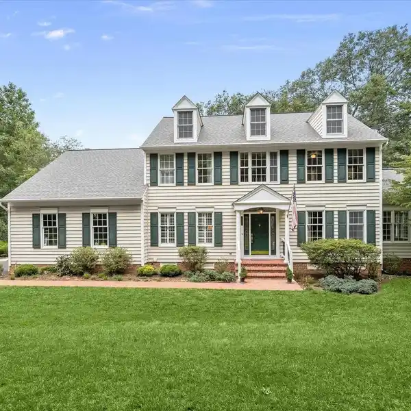 MAGNIFICENT PROPERTY OF OVER THREE ACRES