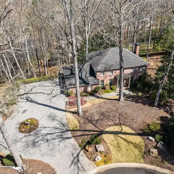 PANORAMIC FAIRWAY AND LAKE VIEWS