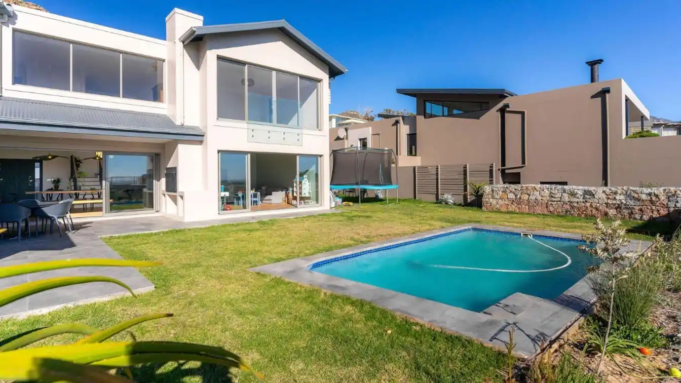 Contemporary Elegance Within Stonehurst Mountain Estate